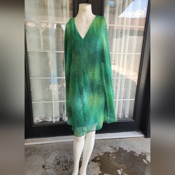 HALSTON Green Speckled Print kaftan style mini dress. Can tie at the front - Picture 9 of 9